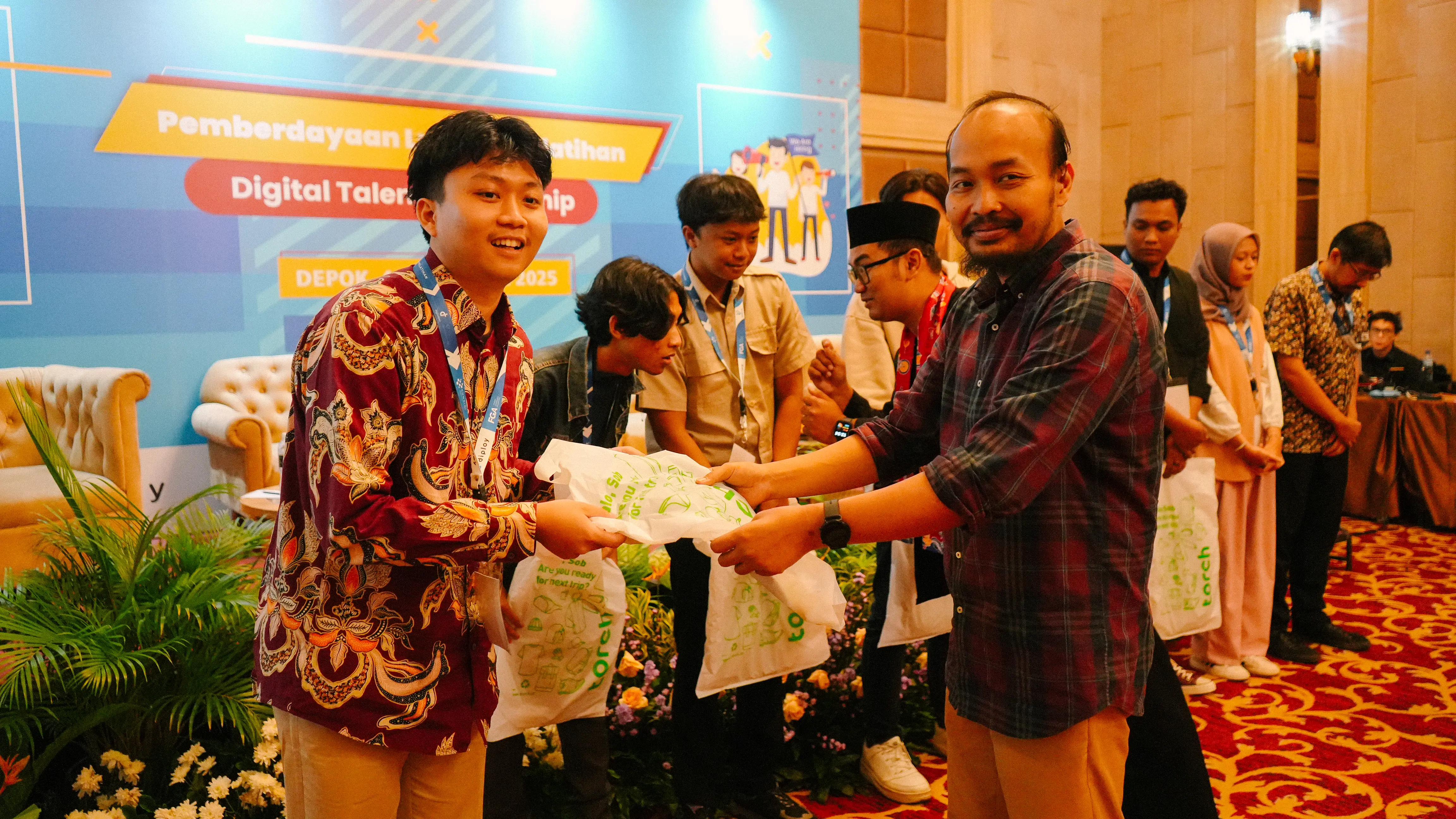 DiploY NyokKerja